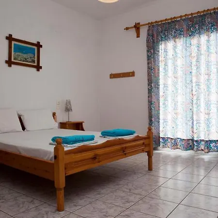 Syraina مدينة سكياثوس