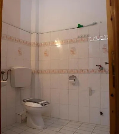 Syraina Apartament *