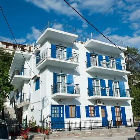 Syraina * Skiathos-Stadt